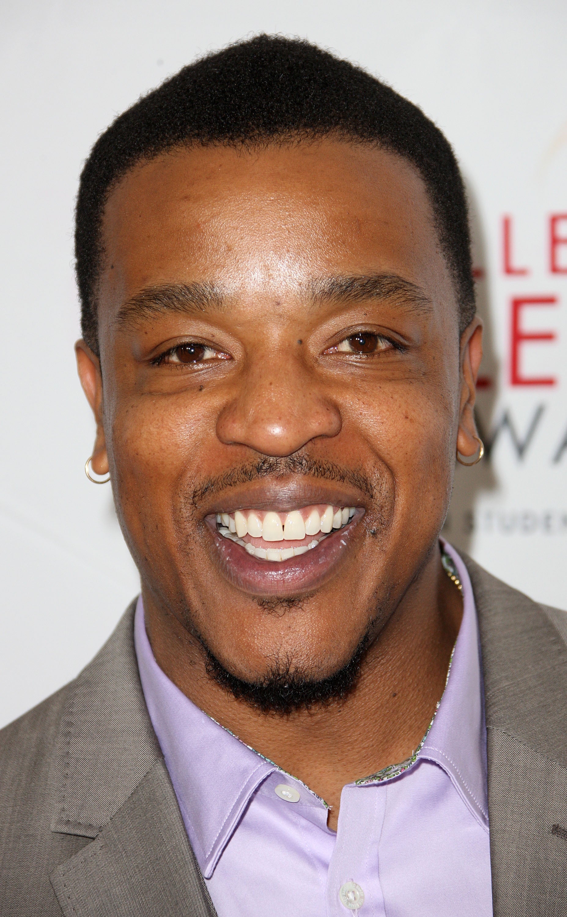 Russell Hornsby Dishes on 'Grimm' Season 2