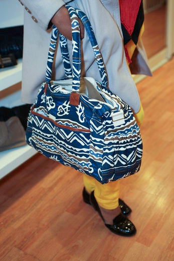 Accessories Street Style: Pattern Power