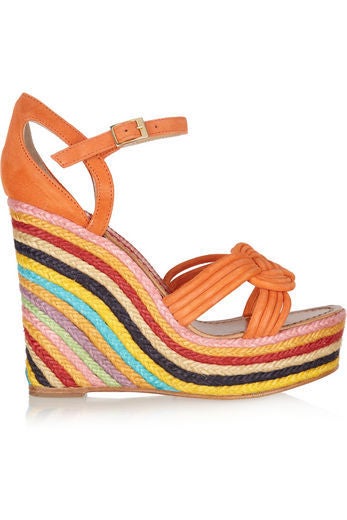 Style 24-7: Girlfriends' Getaway Must-Haves