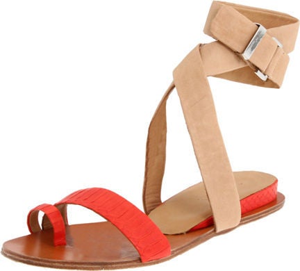 Style 24-7: Girlfriends' Getaway Must-Haves