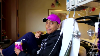 Must-See: Robin Roberts Records Message from Hospital Room