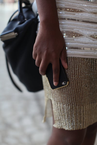 Accessories Street Style: Black and Gold
