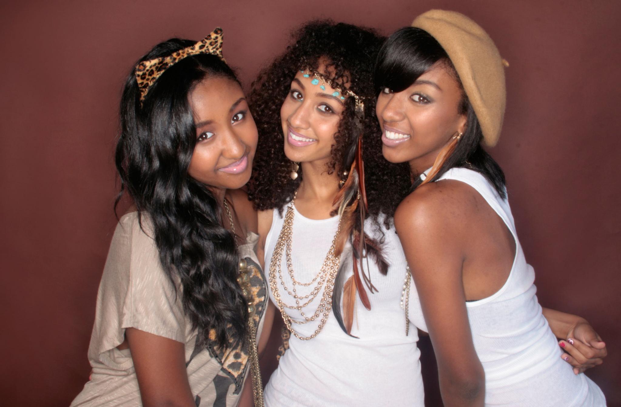 Meet R&B Pop Trio, the EriAm Sisters