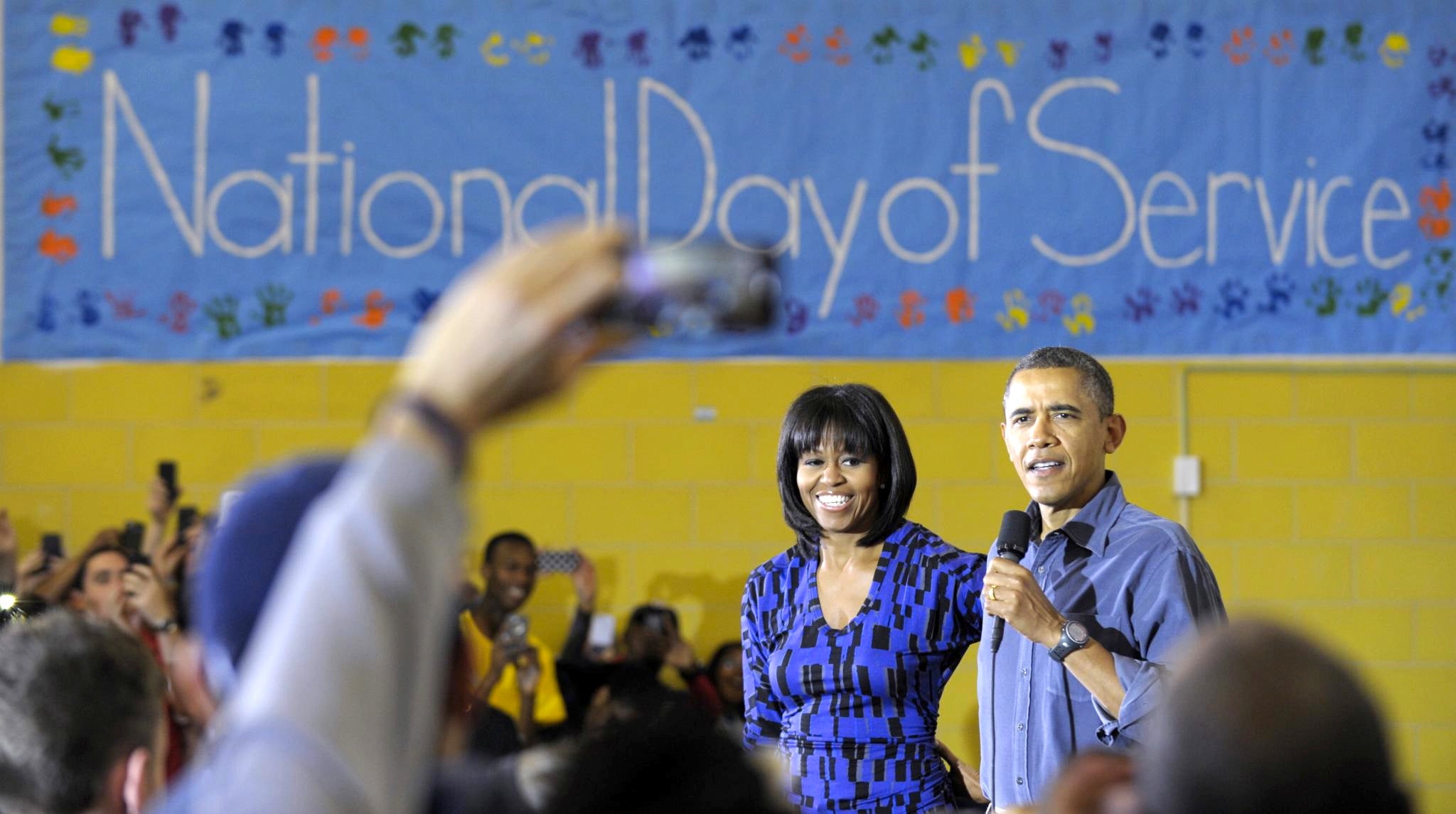 President Obama: I Love Michelle's New Bangs