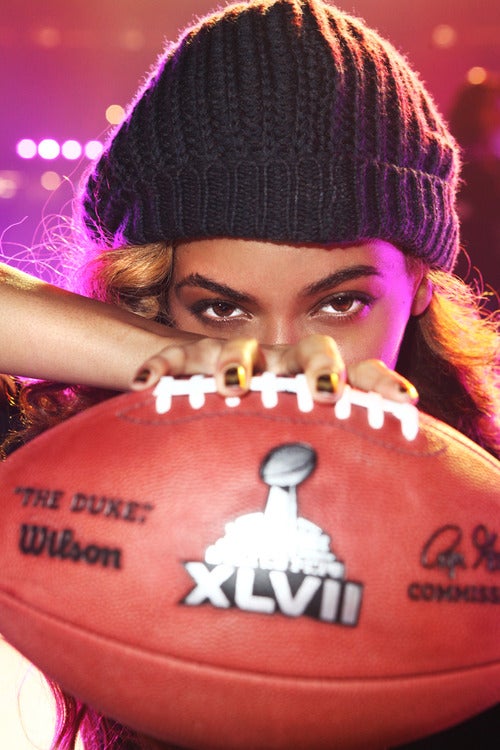Watch Beyoncé Dance at Super Bowl Rehearsals
