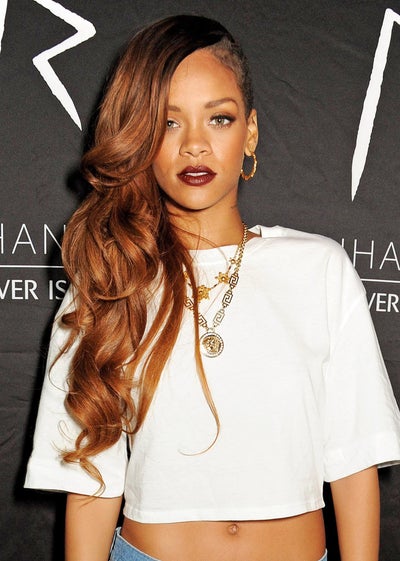 Rihanna Scores 10 Billboard Music Award Nominations