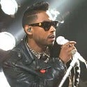 Miguel Sings 'Adorn' on 'Saturday Night Live'