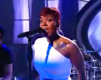 Fantasia Performs 'Lose to Win' on 'American Idol'