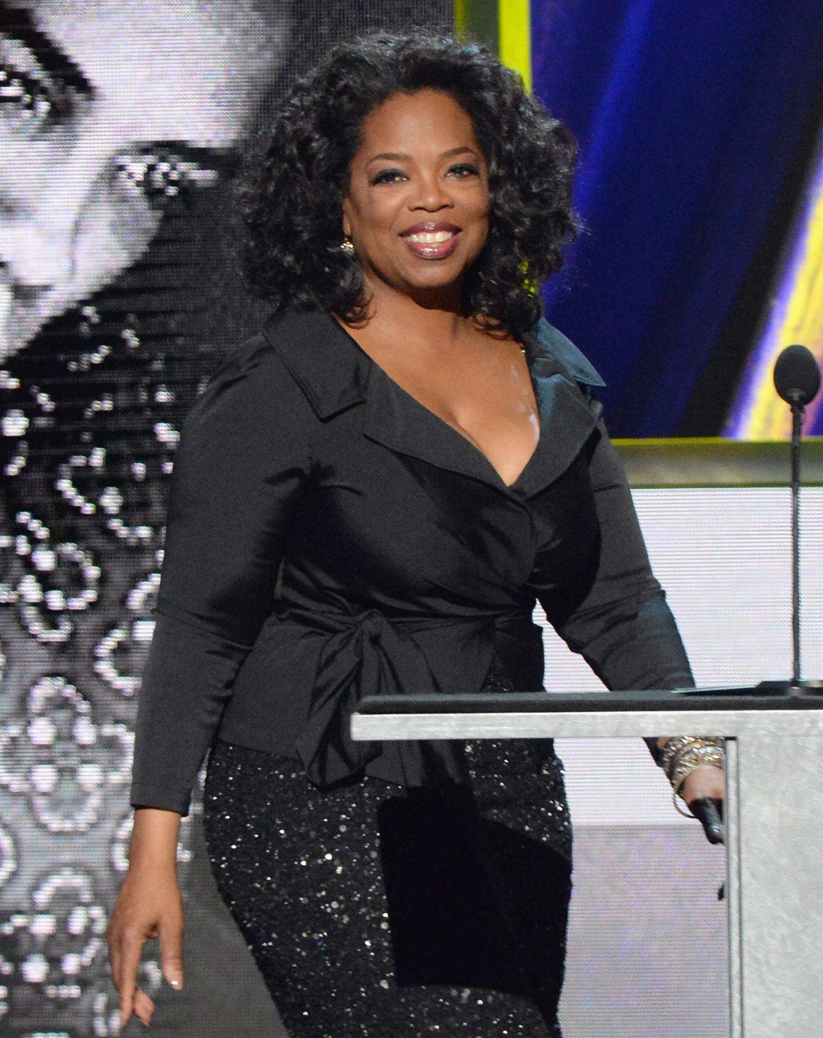 Oprah Winfrey Donates $12 Million to Smithsonian
