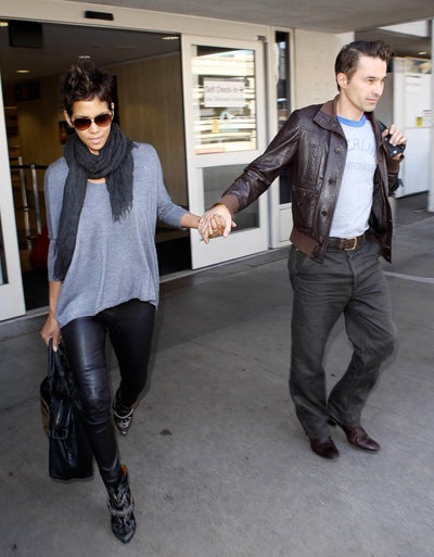 Maternity Chic: Halle Berry