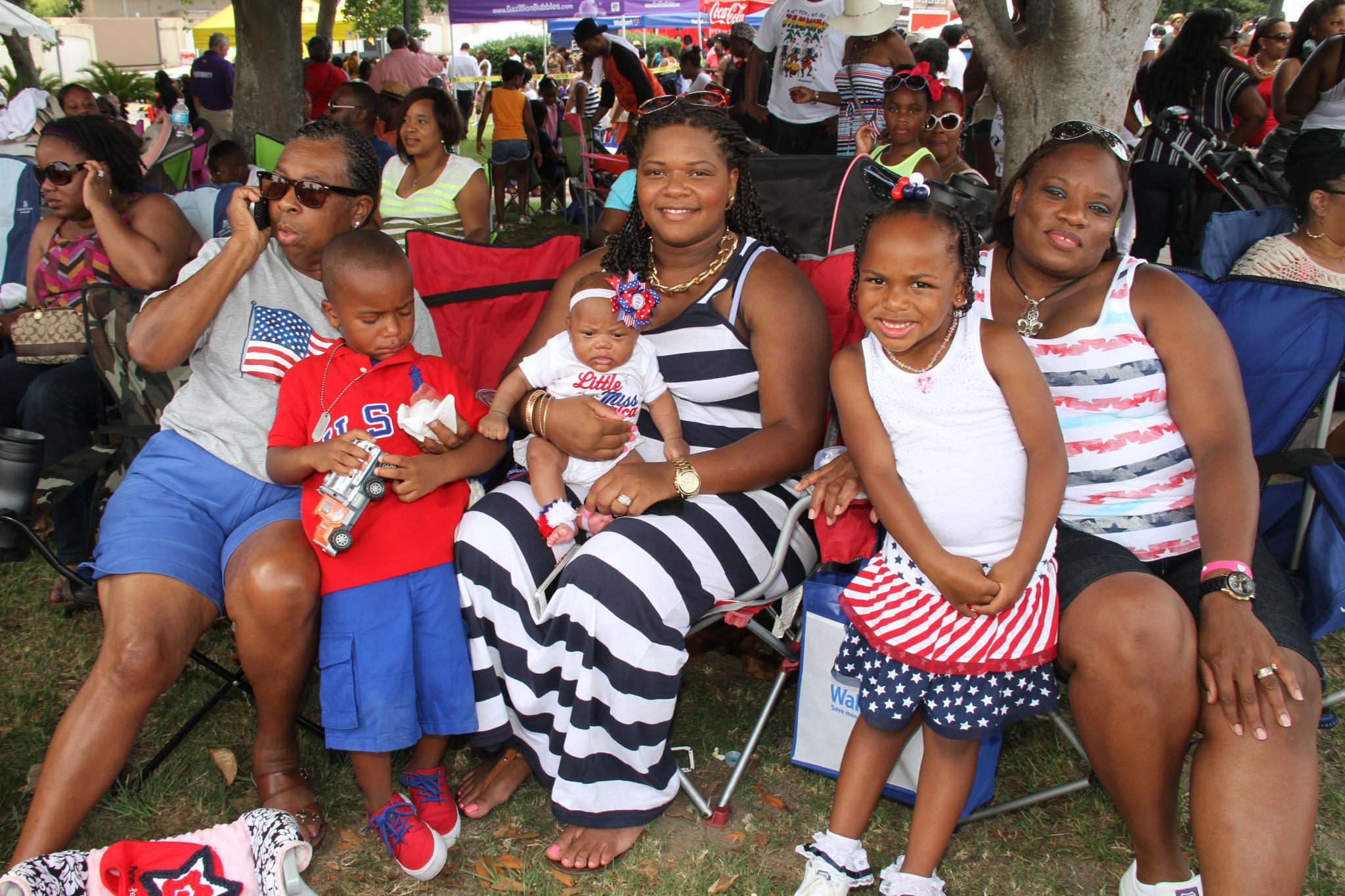 We Are Family: Our Best Pics from Family Reunion Day
