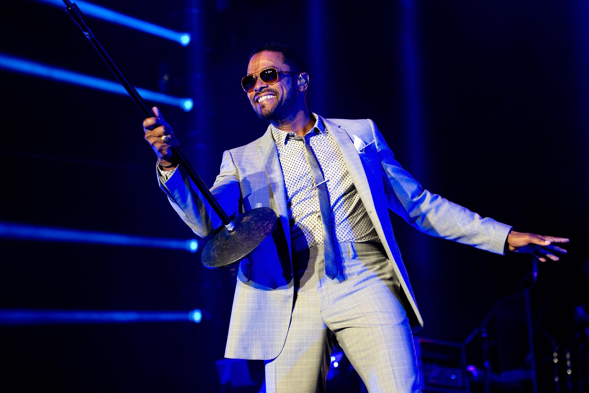 Watch Maxwell Perform at the ESSENCE Fest