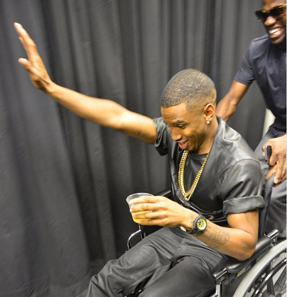 Celeb Cam: Candid Pics from ESSENCE Fest
