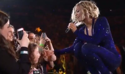 Must-See: Beyonce and Adorable 13-Year-Old Blind Girl Perform Duet in Perth