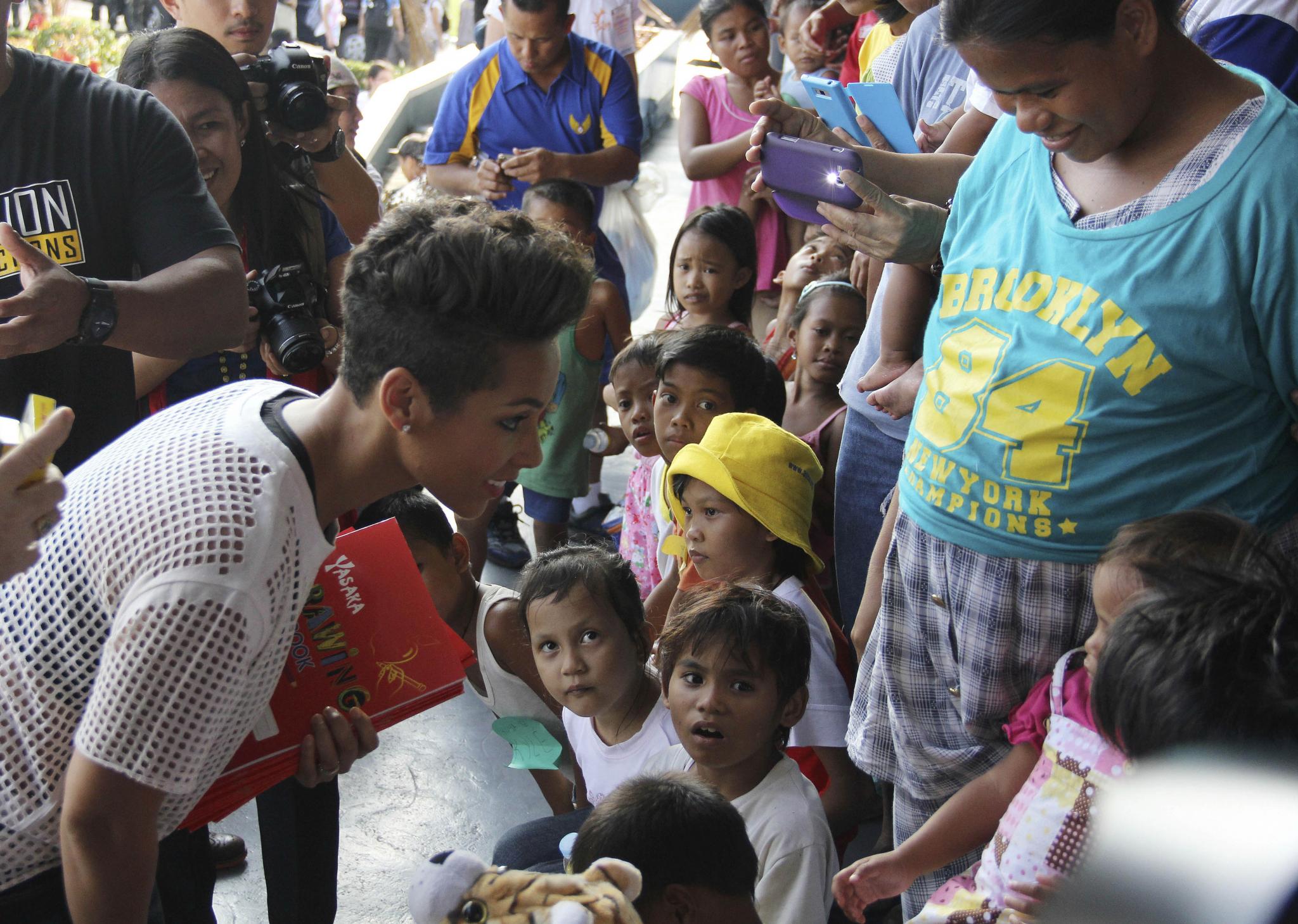 Alicia Keys Visits Typhoon Victims