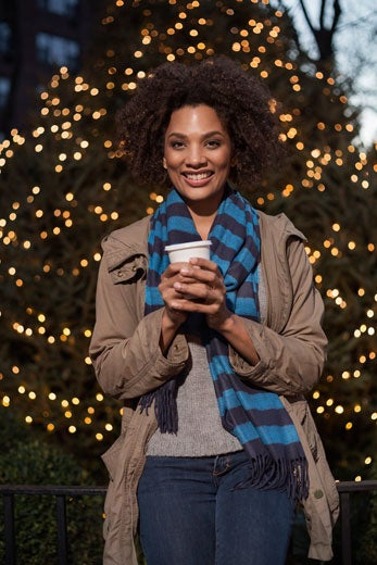 6 Holiday Survival Tips for Single Ladies