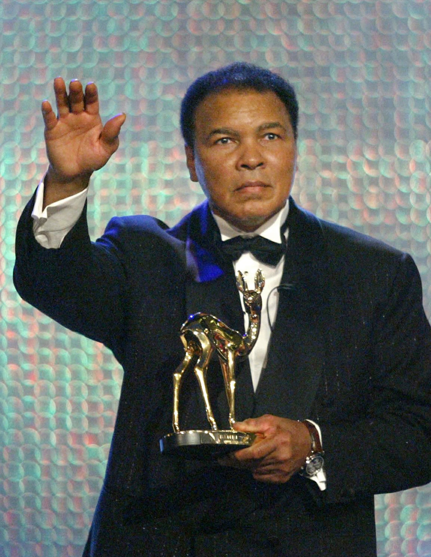 Muhammad Ali Doing 'Much Better' After a Mild Bout of Pneumonia