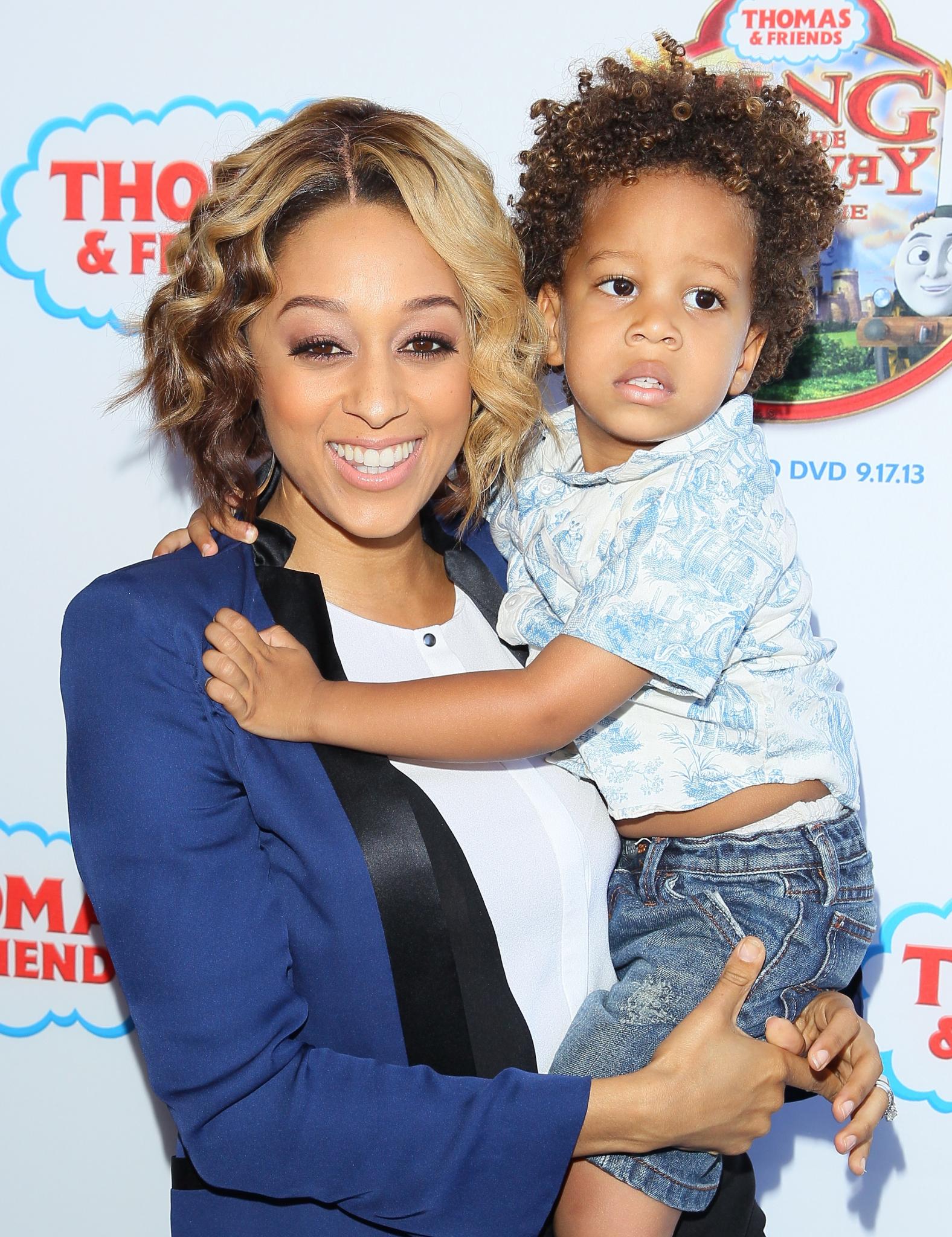 How Celeb Moms Teach Their Kids About Black History