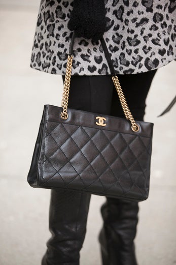 Accessories Street Style: Chanel Chic