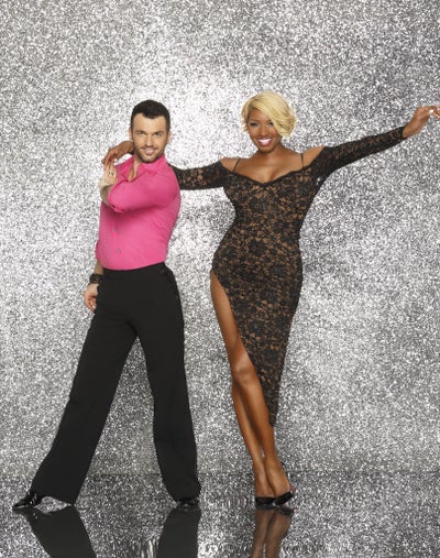 Photo Fab: Nene Leakes Sparkles in Official ‘Dancing with the Stars’ Portrait
