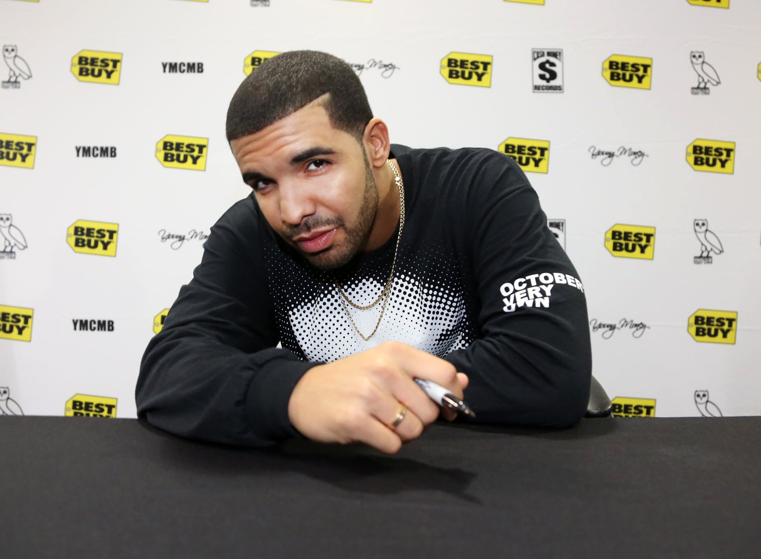Drake To Host ESPY Awards