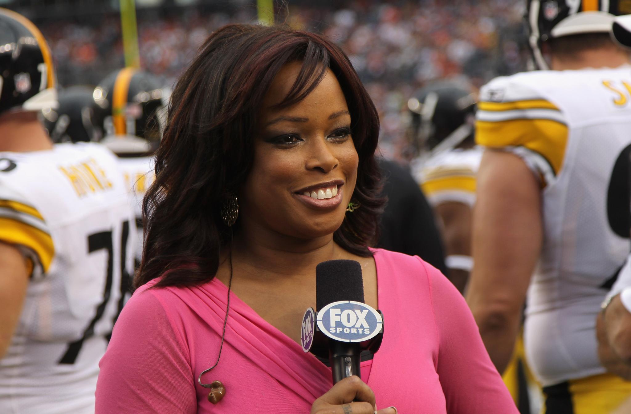 Fox Sports' Pam Oliver to Be Replaced By Erin Andrews