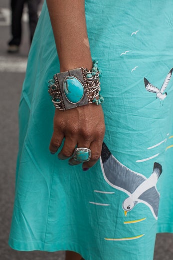 Accessories Street Style: Vintage Vibes