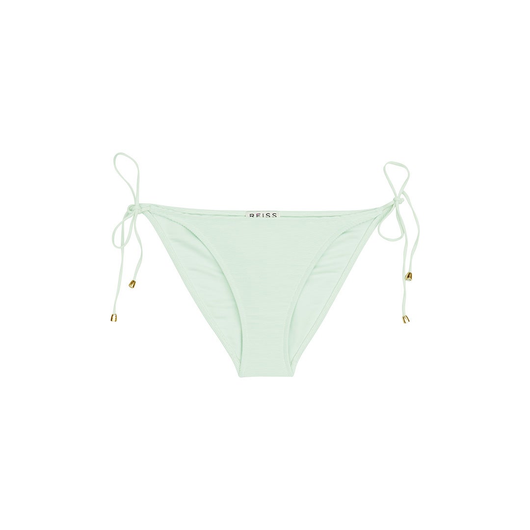 Swimwear: Hourglass Beauties