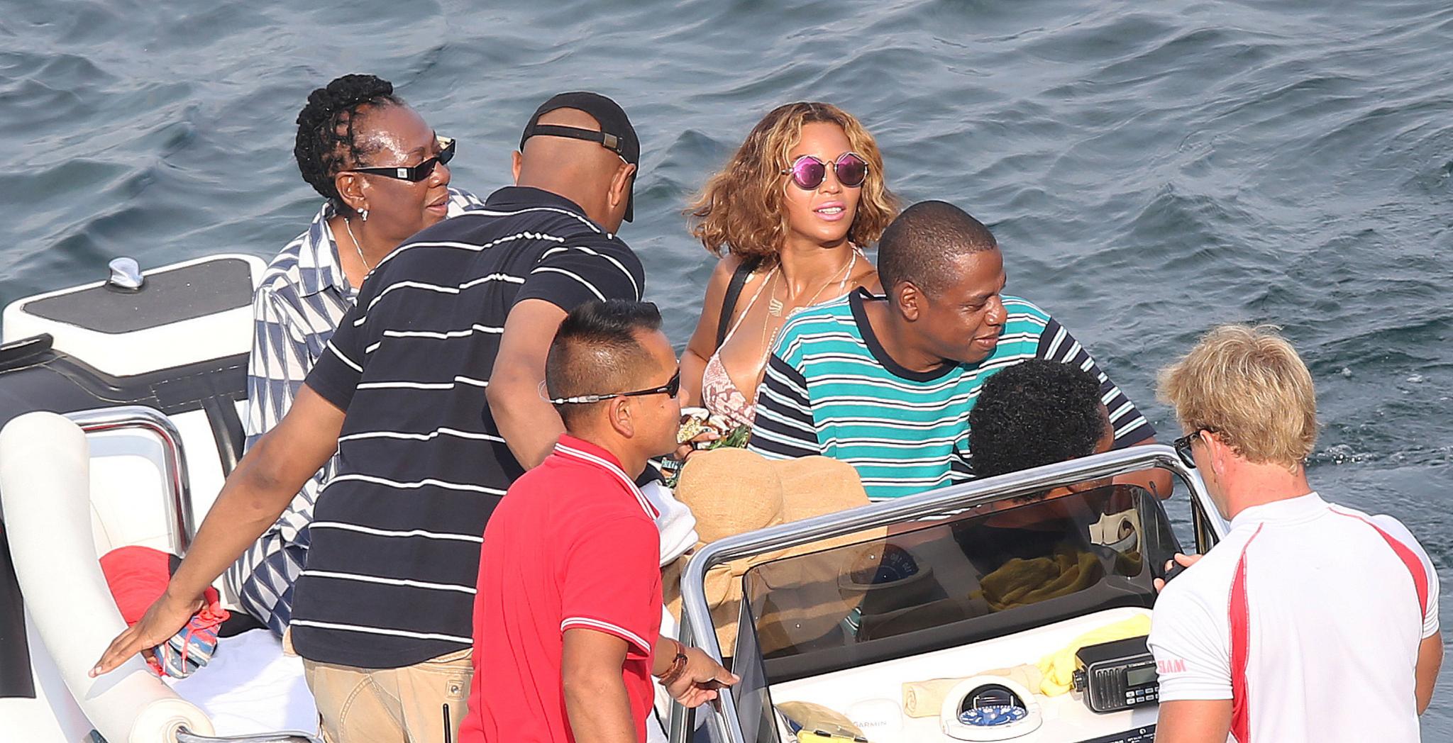 Photo Fab: Beyoncé and Jay Z Vacation in Europe
