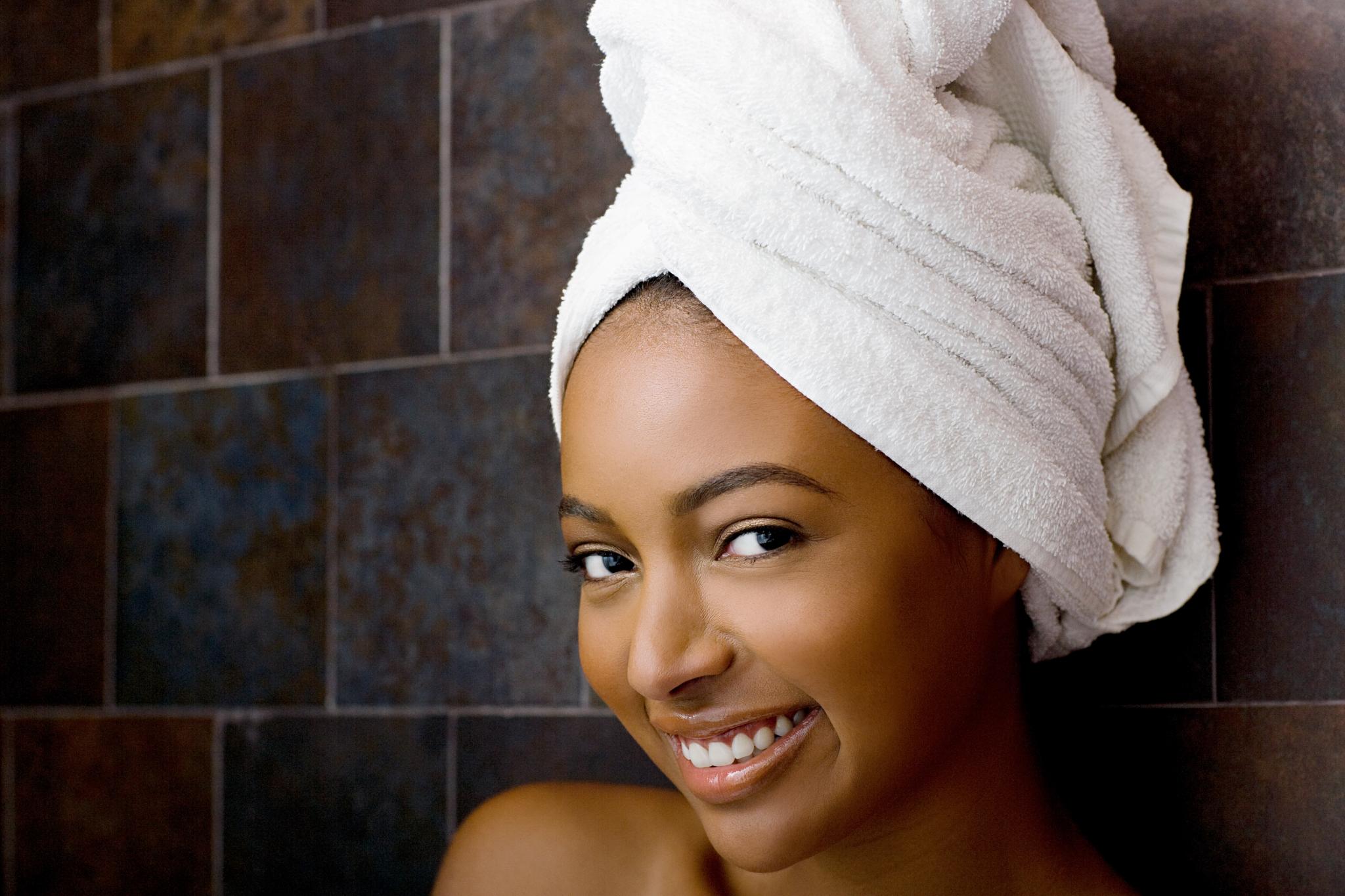 Hair Steaming Do's and Don'ts For Relaxed Hair - Essence