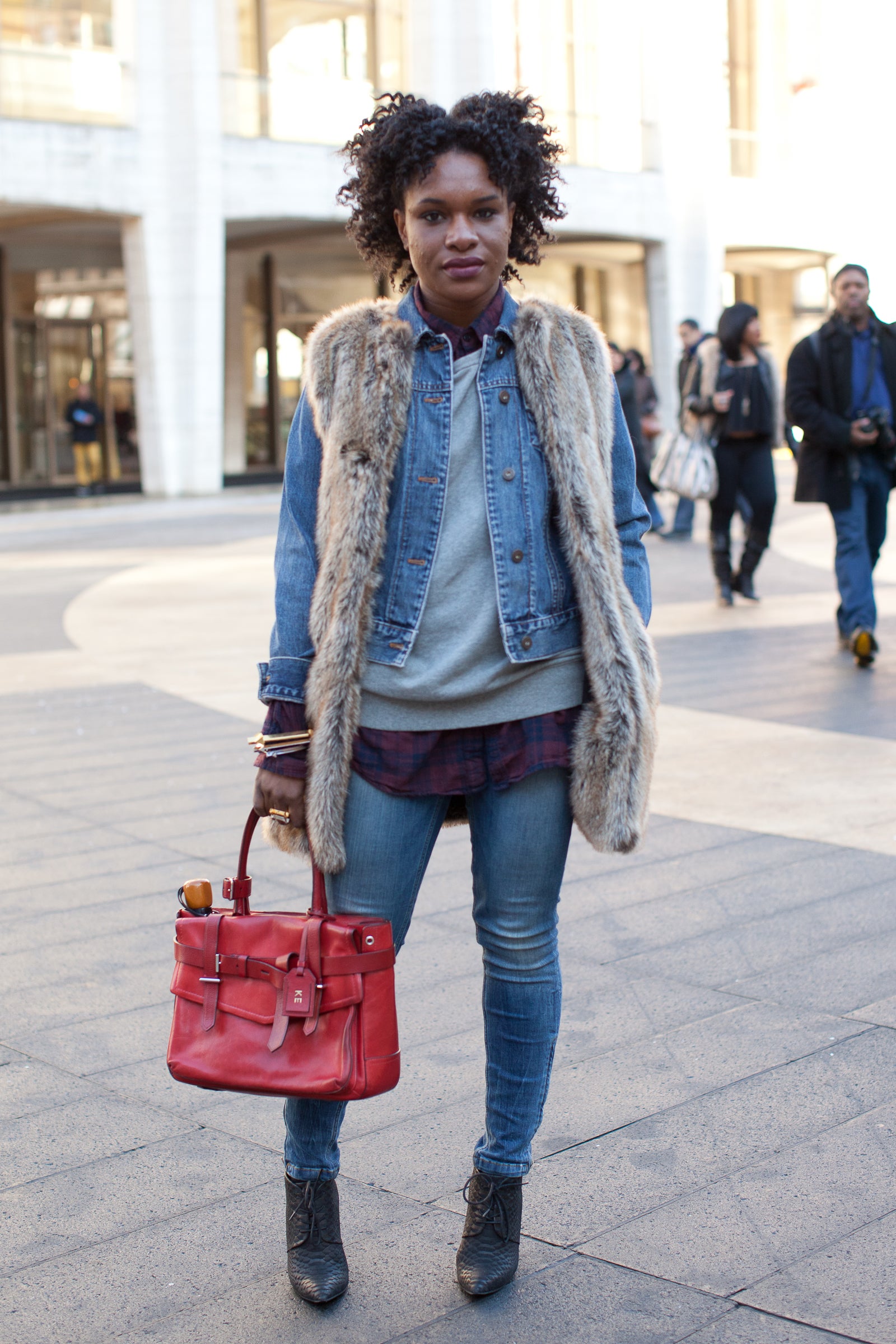 Street Style: Cool, Cozy Holiday Looks