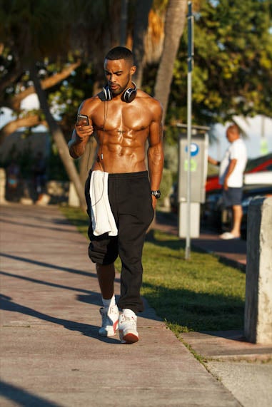 Eye Candy: British Model and Trainer Quinton Steals Our Hearts