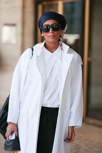 Accessories Street Style: Chic Scarves