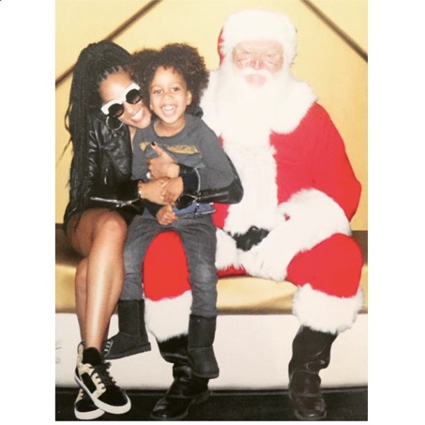 A Look Back at How Celebs Celebrated Christmas Last Year
