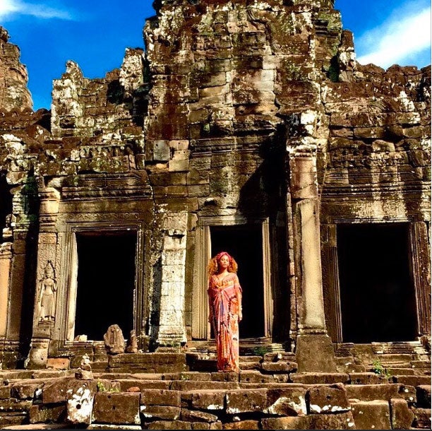 Photo Fab: Beyoncé Visits a Buddhist Temple in Cambodia