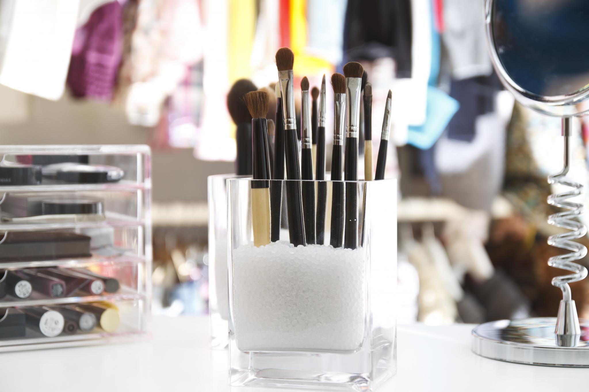 How To Organize Your Makeup in 2015