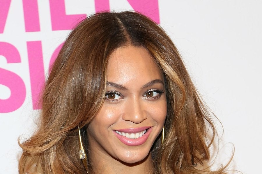 3. Beyonce's Blonde Wig Collection - wide 7