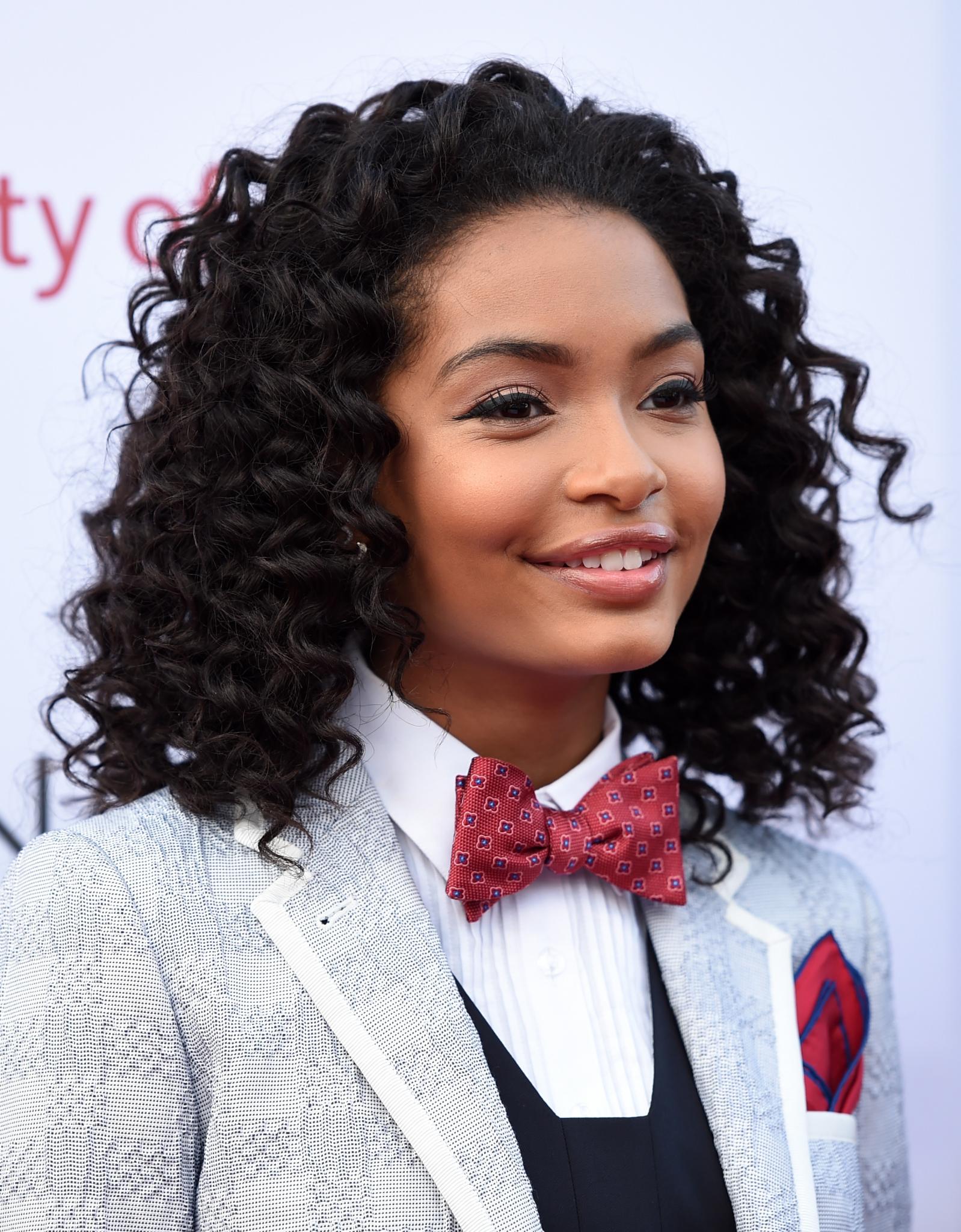 Hollywood Hair: Natural Curls on the Red Carpet - Essence