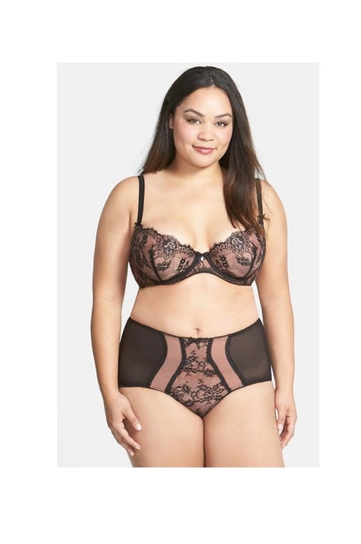 V-Day Lingerie for the Curvy Girl
