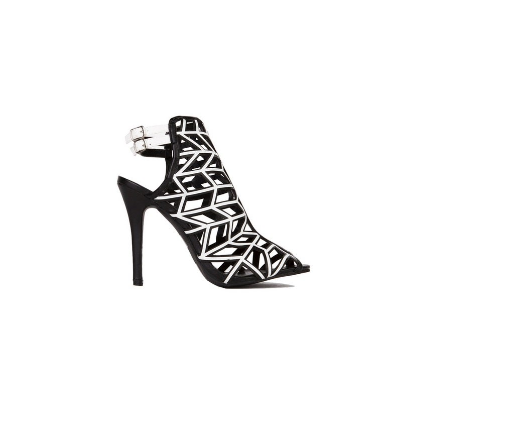 Shop The Look: Janelle Monáe At the 2015 British Awards