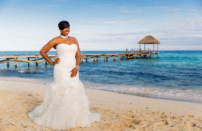 Bridal Bliss: Anika and Daryl’s Beach Wedding