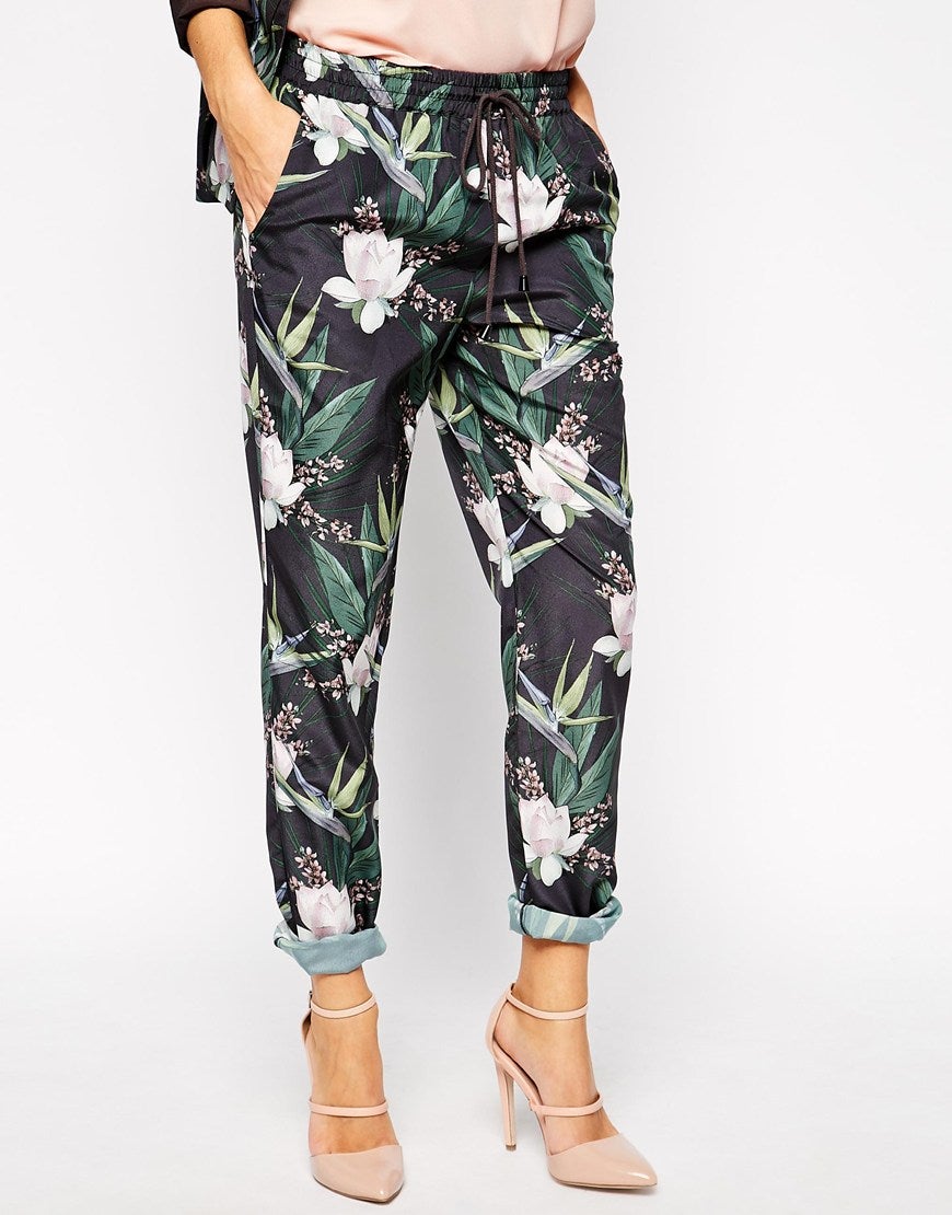 Get The Look: Solange At Paris Fashion Week
