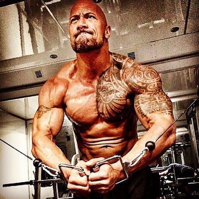 18 Sexy Photos Of Dwayne Johnson Shirtless (You’re Welcome!)