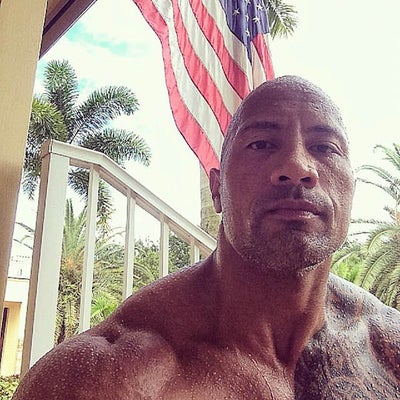 18 Sexy Photos Of Dwayne Johnson Shirtless (You’re Welcome!)