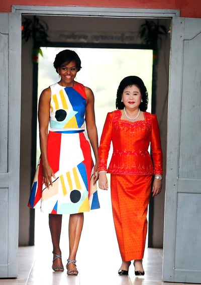52 Times Michelle Obama Looked Pretty in Prints