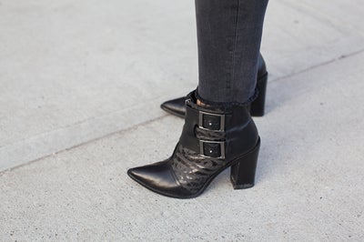 Accessories Street Style: A Step Towards Spring