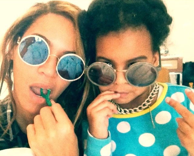 This GIF of Beyoncé and Blue Ivy Flossing Will Make You Smile