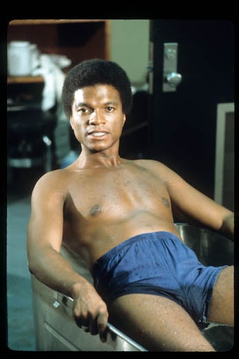 14 Photos That Prove Billy Dee Williams Is One Of The Sexiest Brothers Of All Time