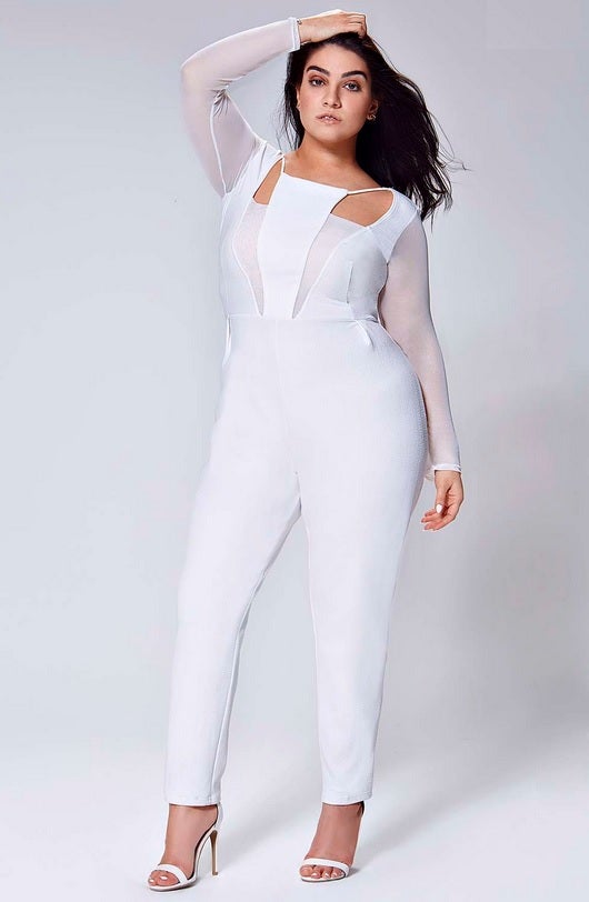 Monochromatic Muses: A Curvy Girl's Guide for Head-to-Toe Hues
