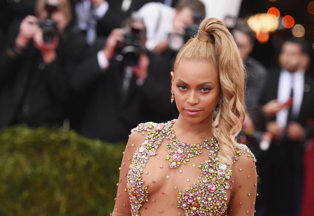 VIDEO: Beyonce’s Hair Colorist, Rita Hazan, Demonstrates How to Go Blonde